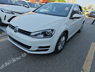 Volkswagen Golf 2017 Volkswagen Golf 2017 car image
