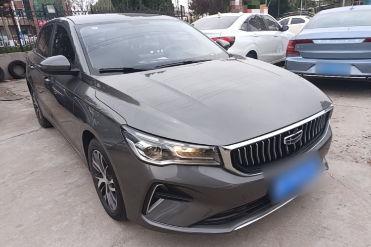 2023 car image #4