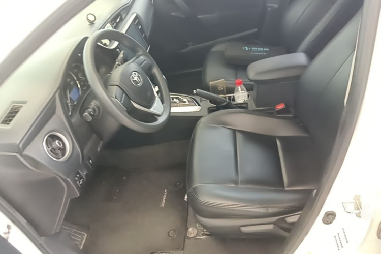 Toyota Corolla 2017 #17 Toyota Corolla 2017 car image #17