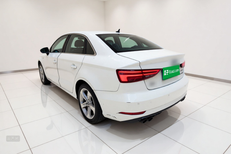 Audi A3 2019 car image #5