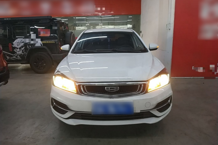 GEELY Emgrand 2019 #3 GEELY Emgrand 2019 car image #3