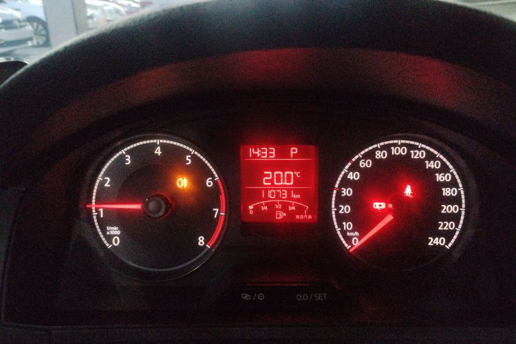 Volkswagen Santana 2019 صورة سيارة #12