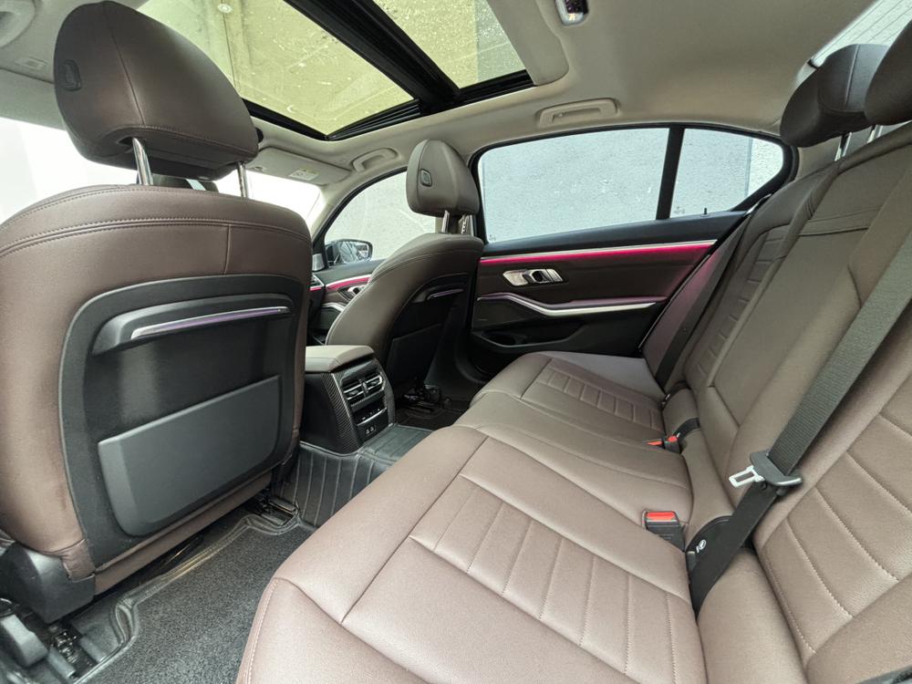 BMW 3 Series 2019 #14 BMW 3 Series 2019 car image #14