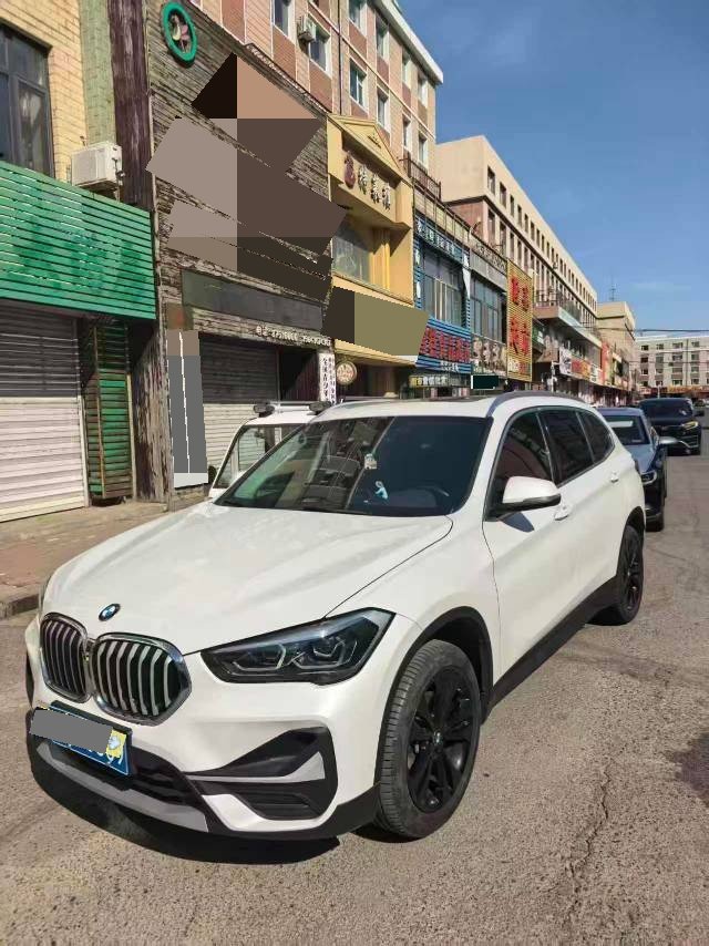 BMW X1 2020 BMW X1 2020 car image