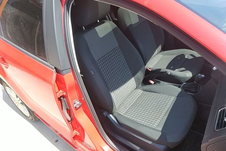 Volkswagen Polo 2017 #24 Volkswagen Polo 2017 car image #24
