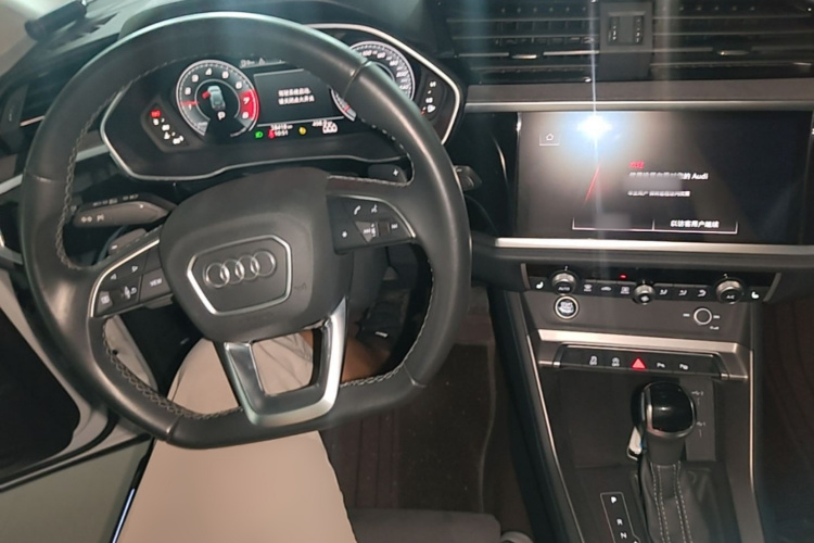 Audi Q3 2023 #10 Audi Q3 2023 car image #10