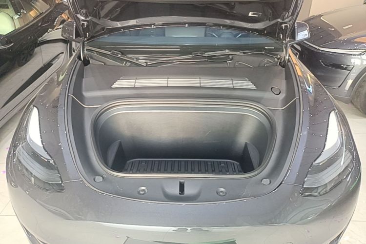 Tesla Model Y 2024 #20 Tesla Model Y 2024 image de voiture #20