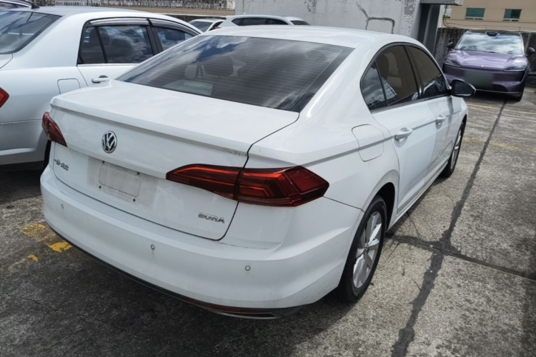 Volkswagen Bora 2020 car image #7
