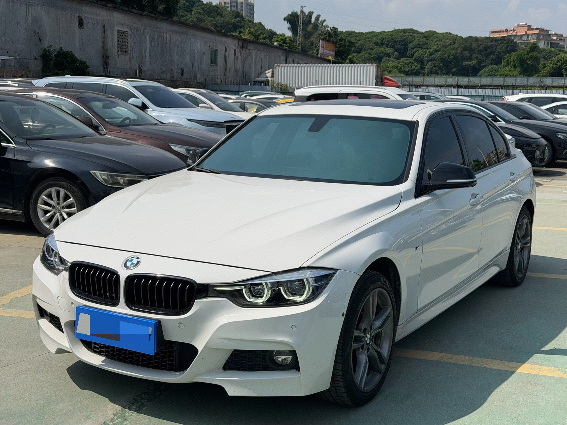 BMW 3 Series 2018 BMW 3 Series 2018 car image