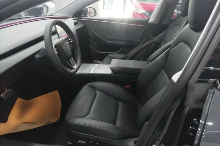 Tesla Model 3 2024 #15 Tesla Model 3 2024 صورة سيارة #15