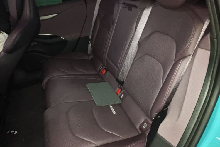 MI SU7 2024 car image #19