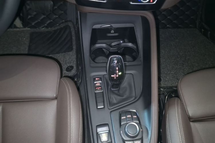 BMW X1 2019 #14 BMW X1 2019 car image #14