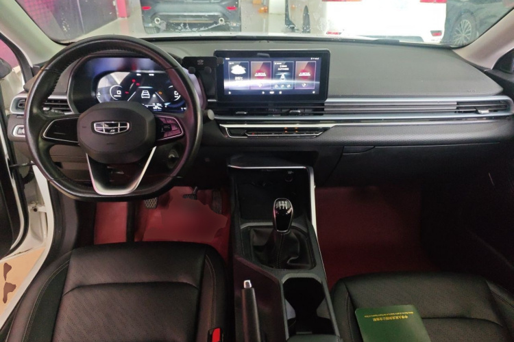 GEELY Emgrand 2022 #7 GEELY Emgrand 2022 car image #7
