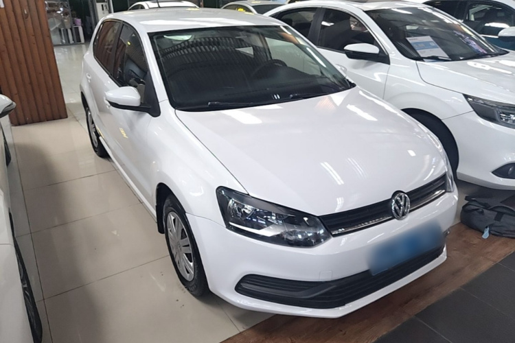 Volkswagen Polo 2017 car image #4