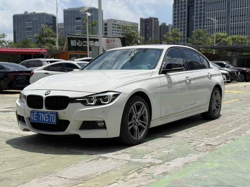 BMW 3 Series 2018 #3 BMW 3 Series 2018 car image #3