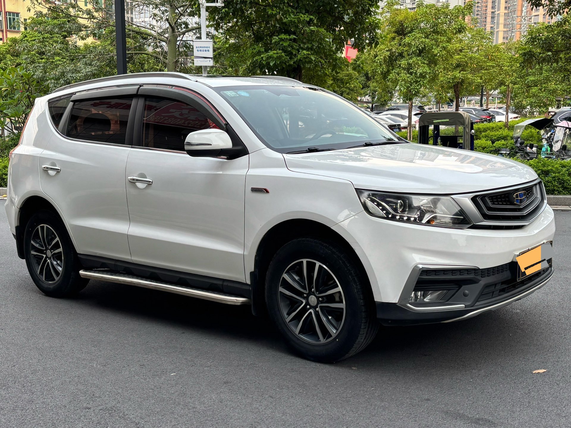 GEELY Vision X6 2018 #3 GEELY Vision X6 2018 car image #3