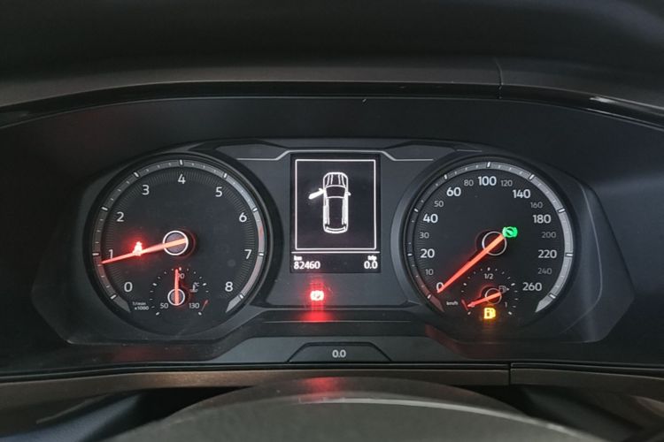 Volkswagen Tharu 2021 car image #12