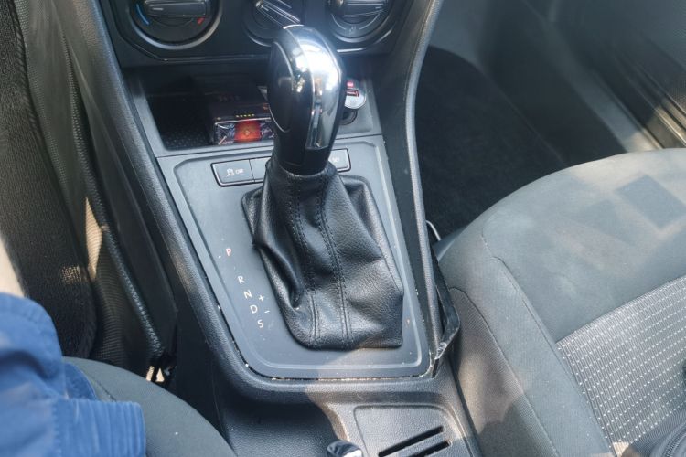 Volkswagen Lavida 2016 car image #18