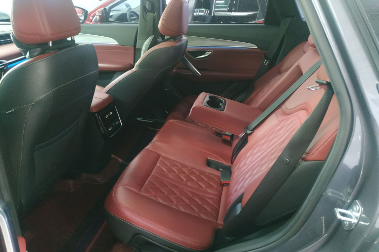 Jetour X70 PLUS 2023 car image #17