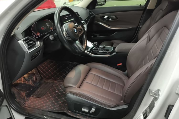 BMW 3 Series 2021 imagen de coche #15