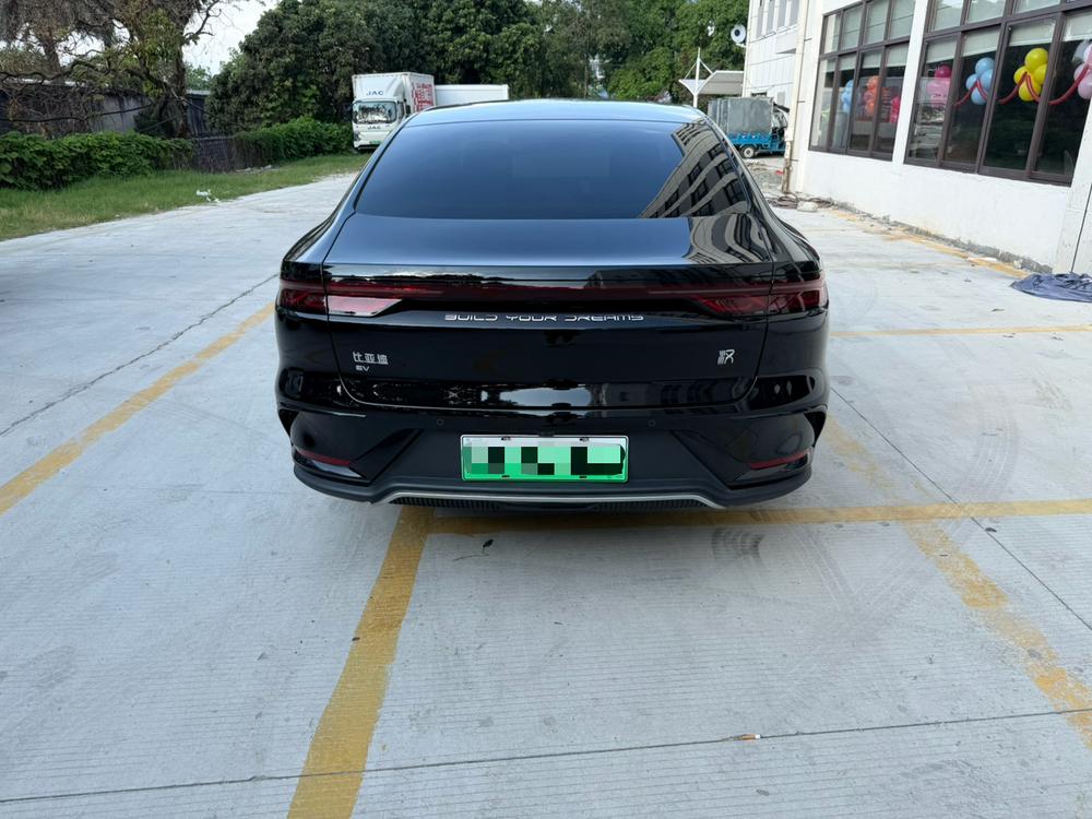 BYD Han 2021 #5 BYD Han 2021 car image #5