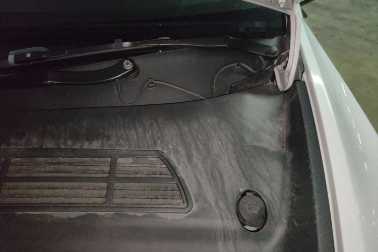 Tesla Model Y 2021 #26 Tesla Model Y 2021 car image #26