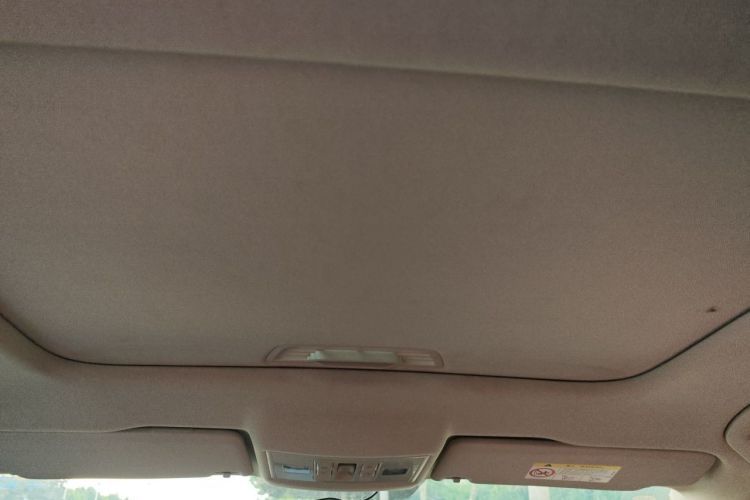 Volkswagen Lavida 2019 car image #16