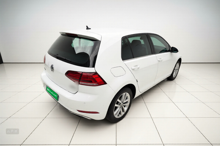 Volkswagen Golf 2018 car image #7