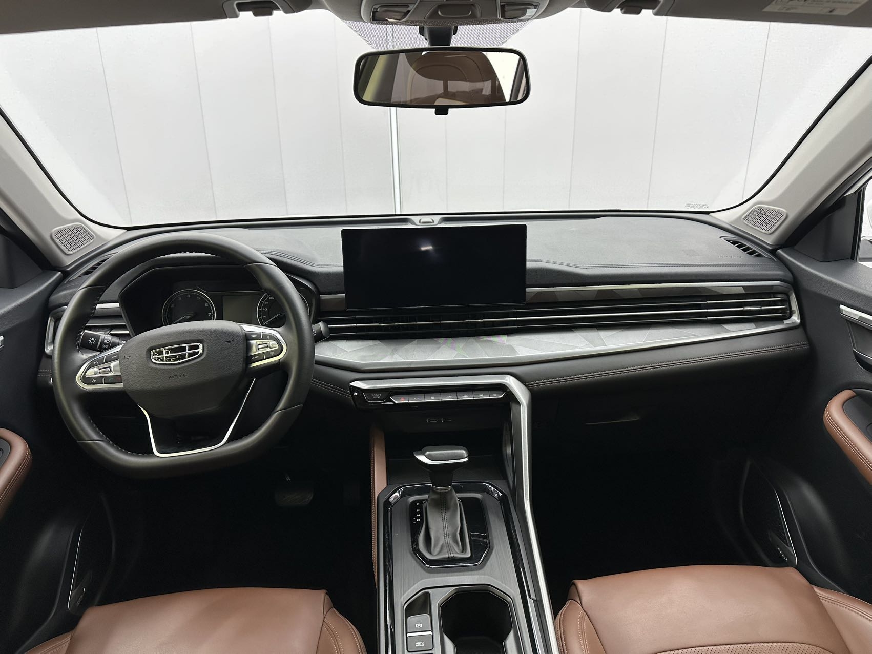 GEELY Vision X6 2022 image de voiture #6