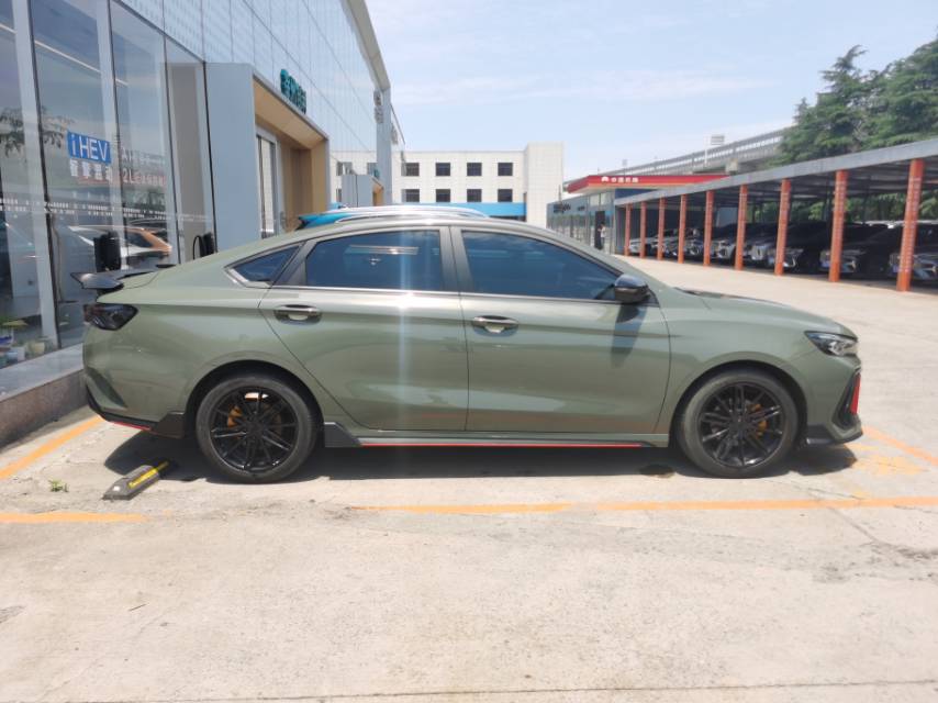GEELY Binray 2022 image de voiture #6