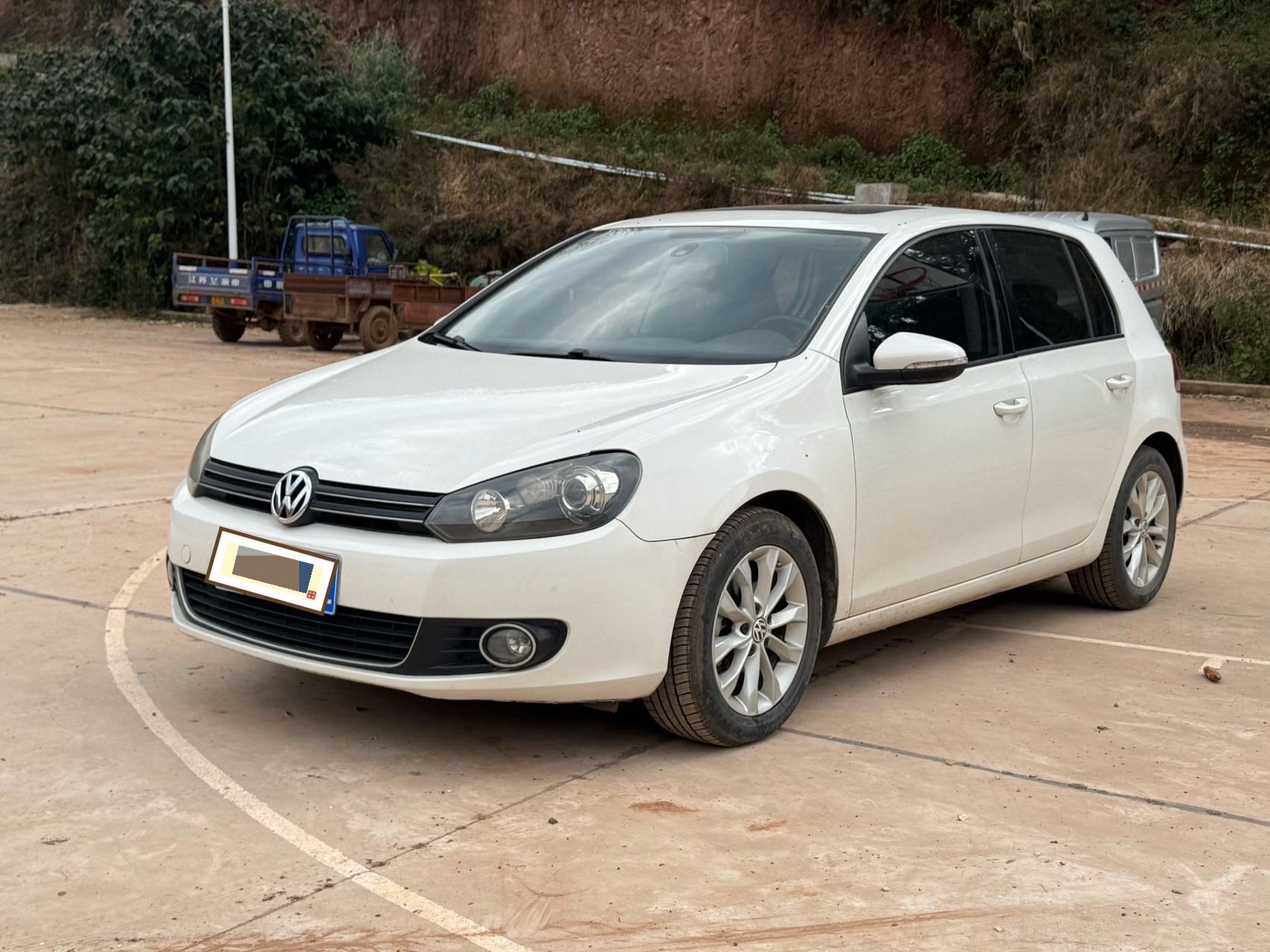 Volkswagen Golf 2011 Volkswagen Golf 2011 car image