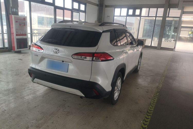 Toyota Corolla Cross 2024 car image #9