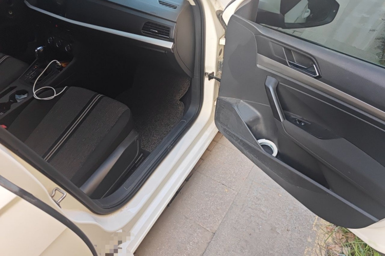 Volkswagen Lavida 2019 #27 Volkswagen Lavida 2019 car image #27