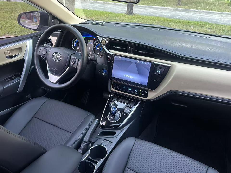 Toyota Corolla 2018 immagine di auto #9