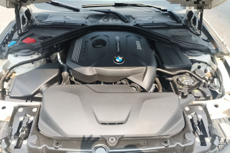 BMW 3 Series 2017 car image #22