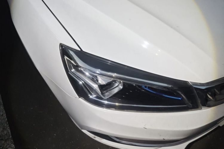 GEELY Emgrand 2021 #6 GEELY Emgrand 2021 car image #6