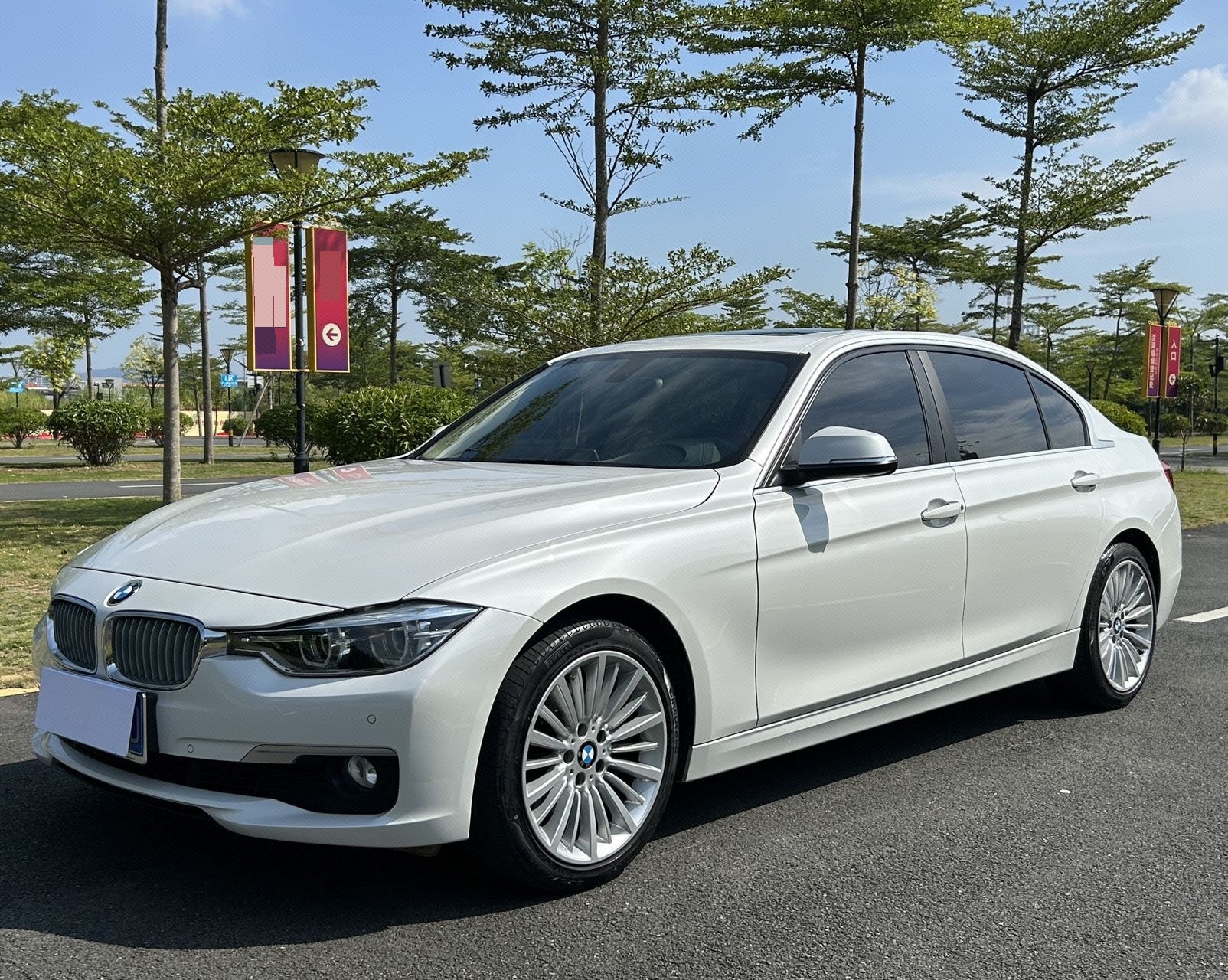 2018 2018 car image