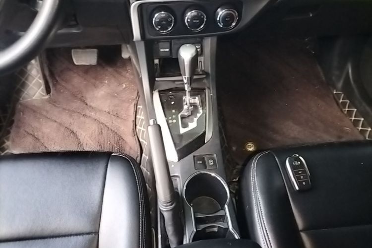 Toyota Corolla 2019 car image #14