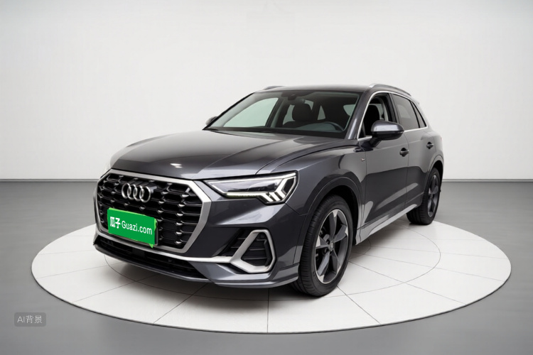 Audi Q3 2020 car image #2