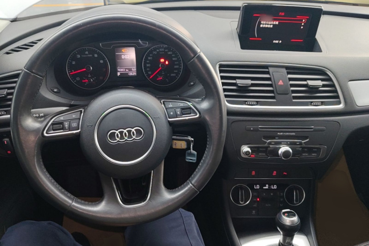 Audi Q3 2018 #10 Audi Q3 2018 car image #10