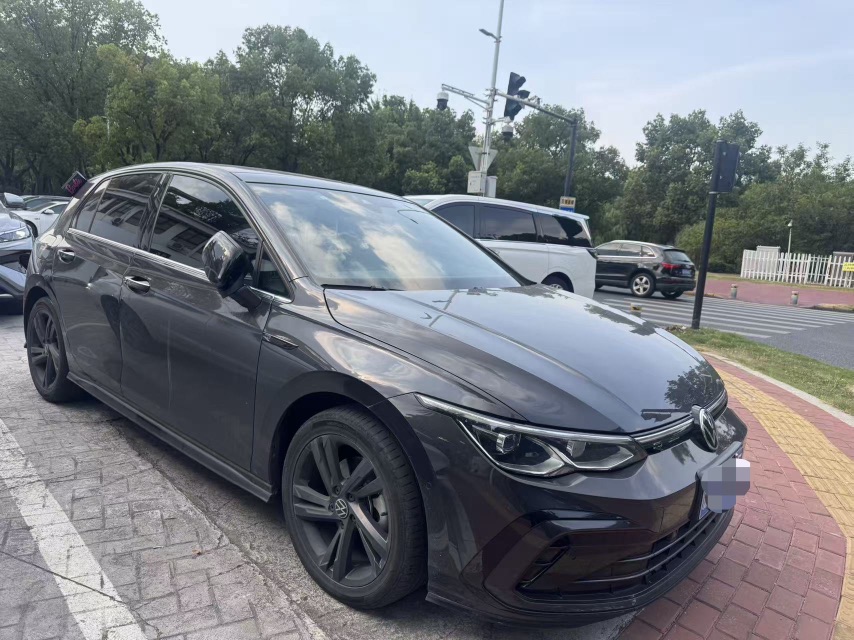 2022 car image #2