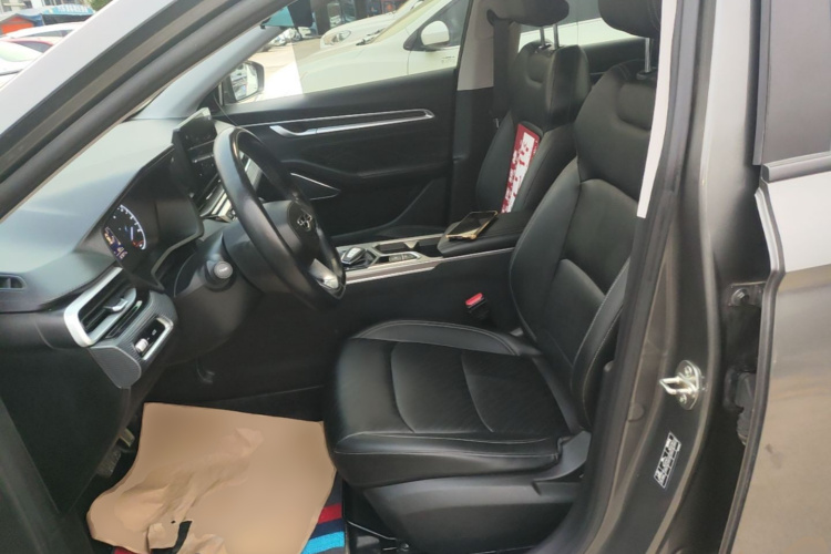 GEELY Emgrand 2023 car image #15