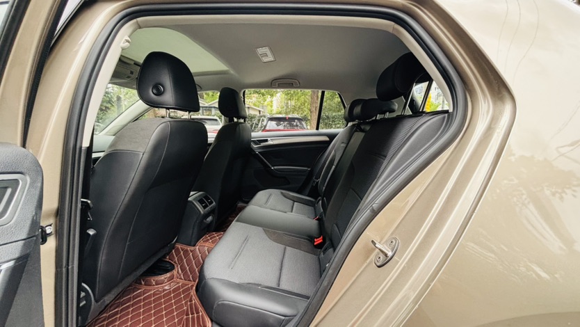 Volkswagen Golf 2019 #5 Volkswagen Golf 2019 car image #5