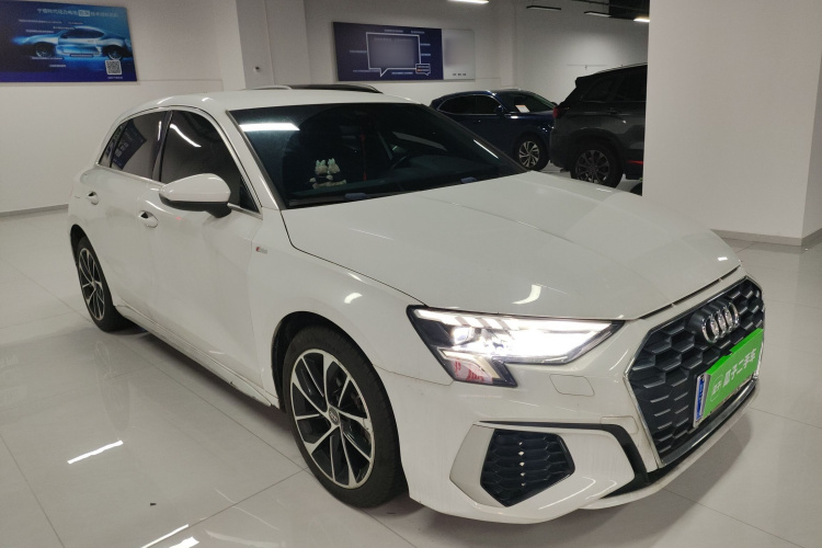 Audi A3 2021 immagine di auto #6