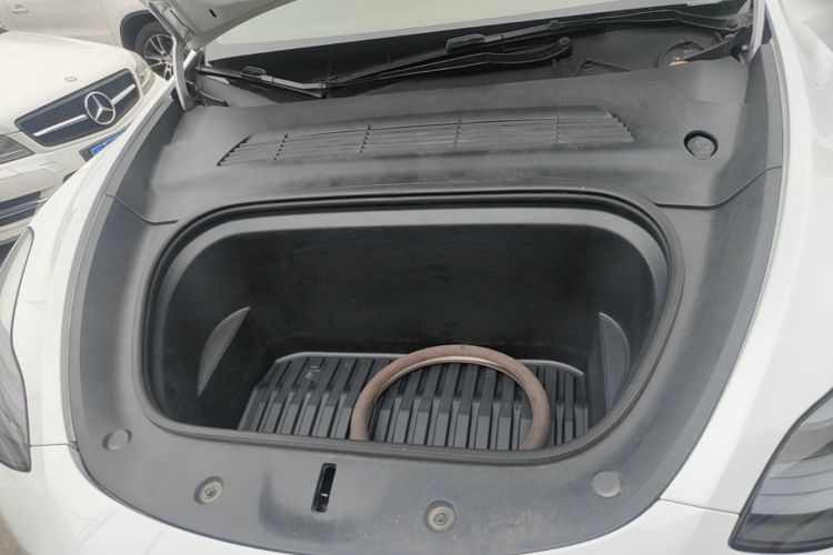 Tesla Model Y 2022 #20 Tesla Model Y 2022 car image #20