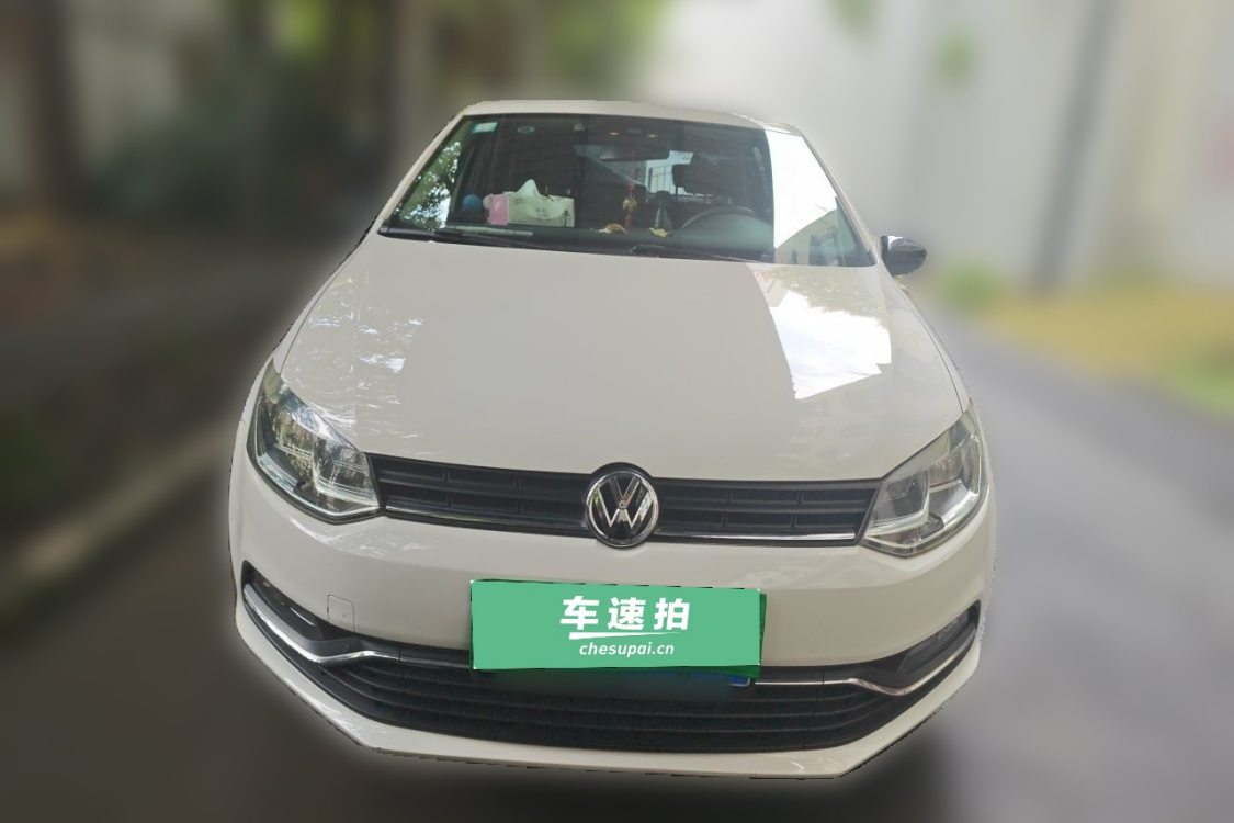 Volkswagen Polo 2014 car image #5