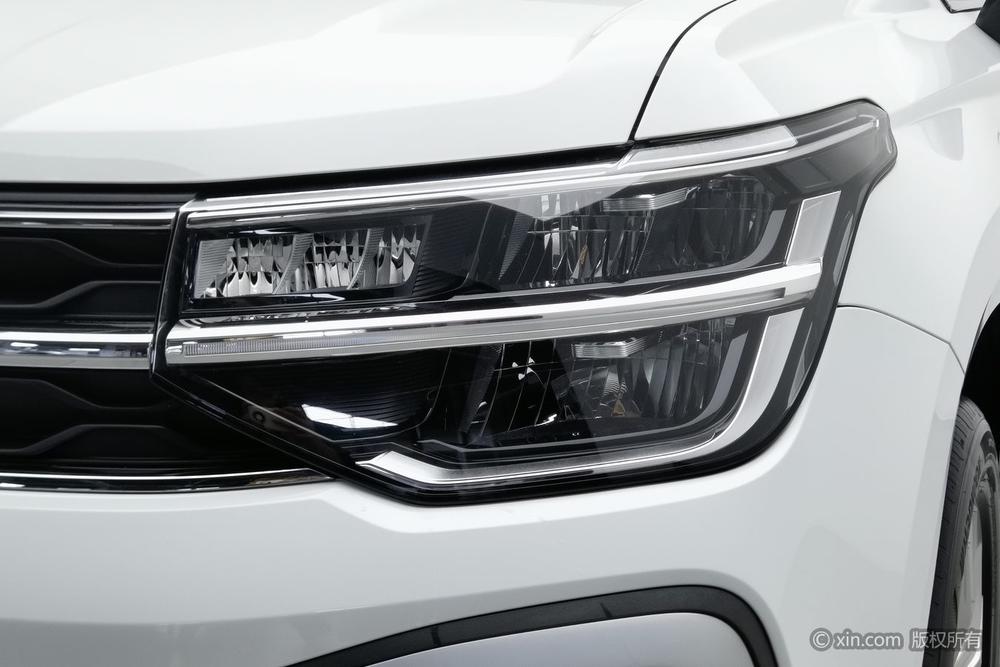 Volkswagen Tharu 2024 car image #7