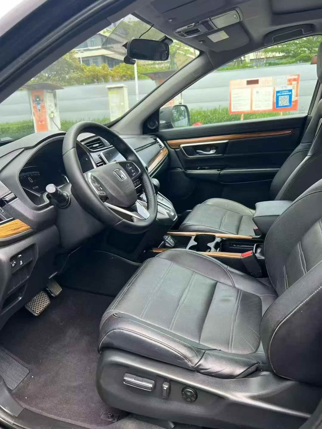 Honda CR-V 2018 car image #4