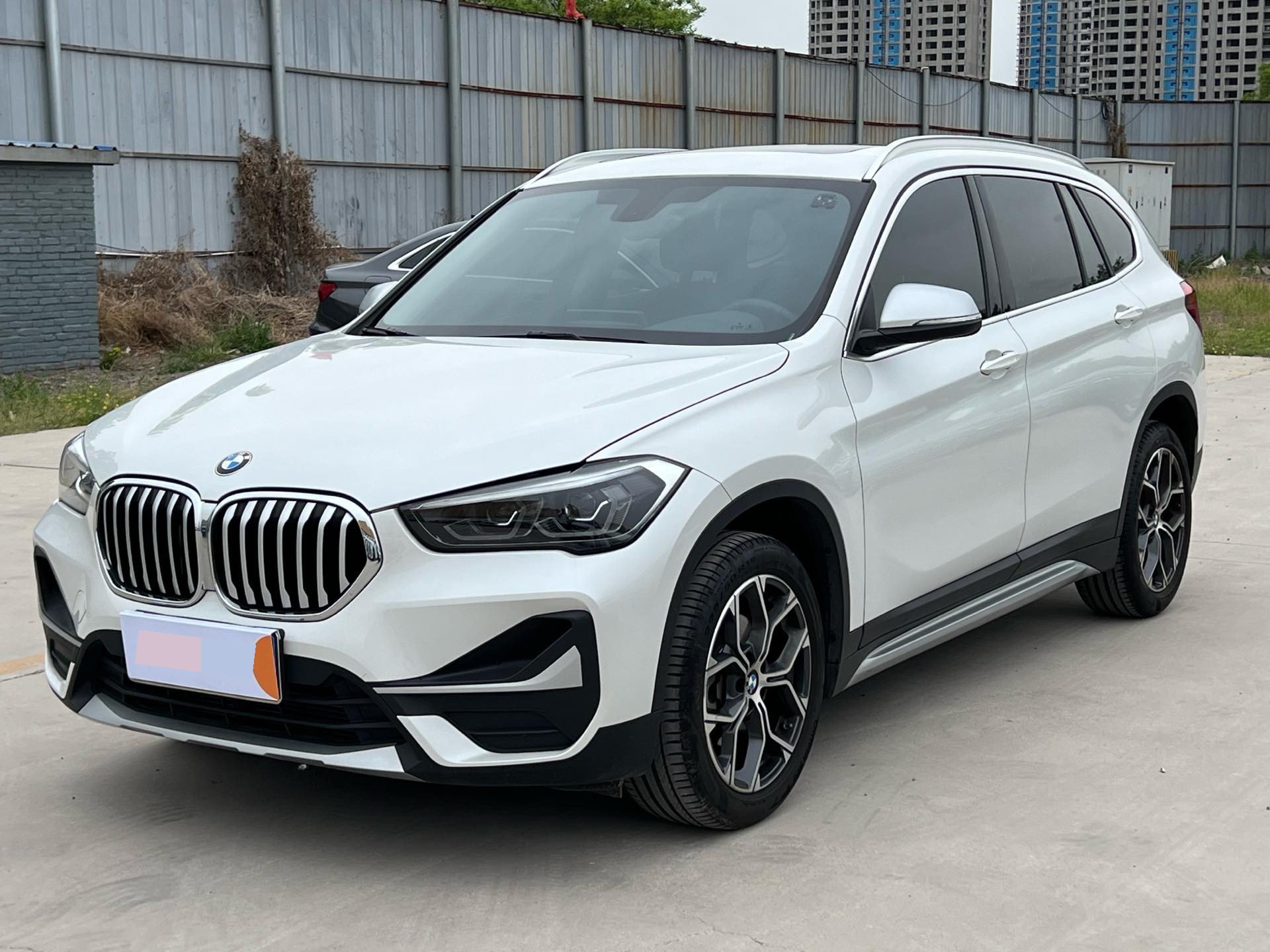 BMW X1 2022 BMW X1 2022 car image