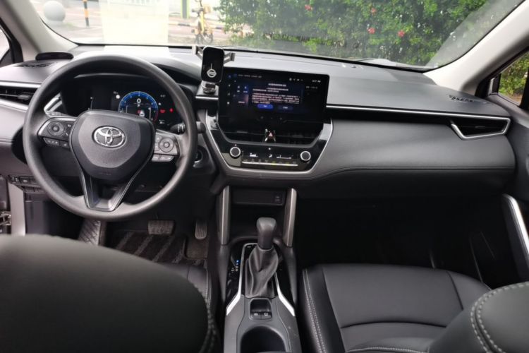 Toyota Corolla Cross 2023 #11 Toyota Corolla Cross 2023 car image #11